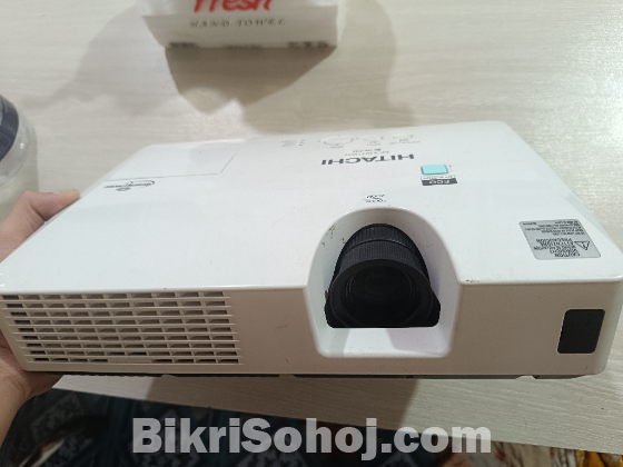 Hitachi cp-x3021 wn 3 lcd projector